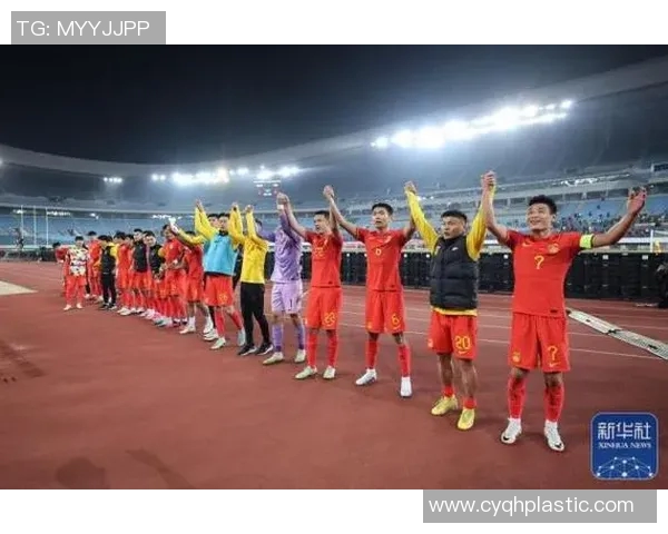 当今足球界最受欢迎的几位明星球员及其成就分析